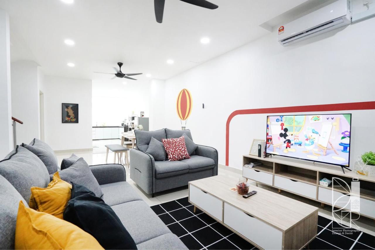 Desaru Ktv Mickey Theme By Joyfully 29M6 Villa Bandar Penawar Bagian luar foto